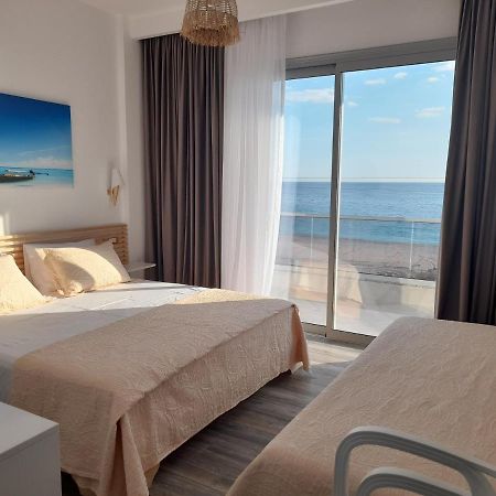 Anxhelos Hotel Himare Buitenkant foto