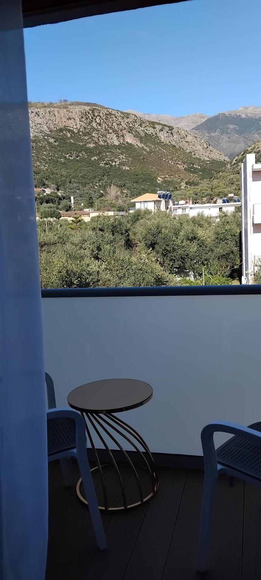 Anxhelos Hotel Himare Kamer foto